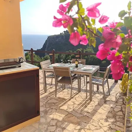 Semesterbostad Un Tuffo Nel Blu Sperlonga